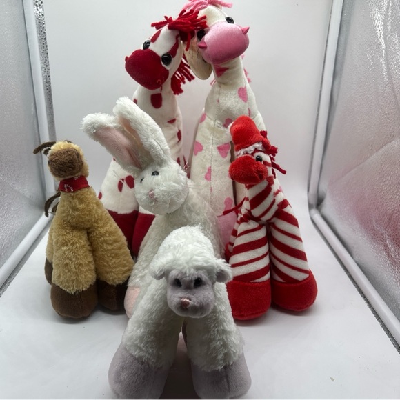 Bestever Other - Lot 6 Bestever Funny Feet Plush Valentines Easter Christmas 3 Sizes